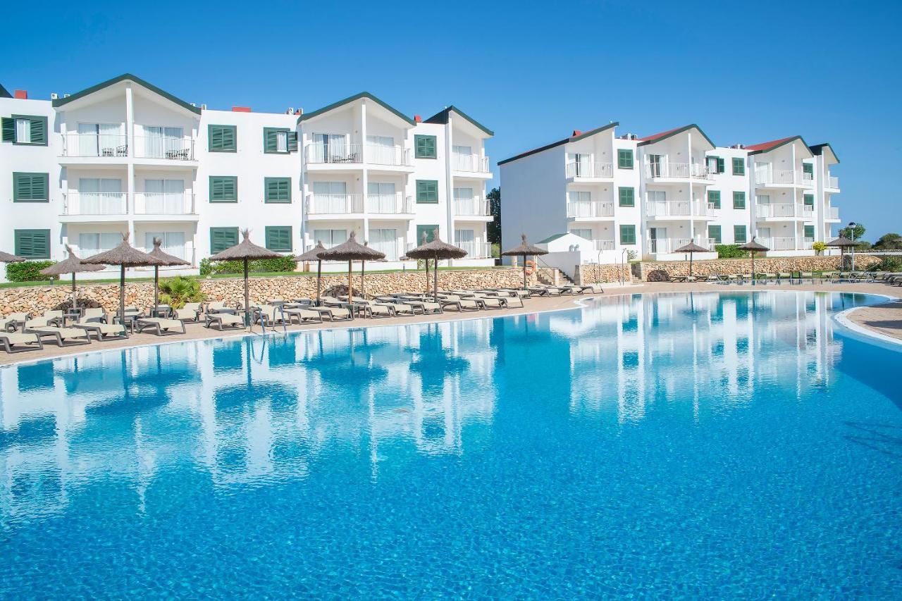 Pierre & Vacances Menorca Cala Blanes 칼라엔블레인즈 외부 사진