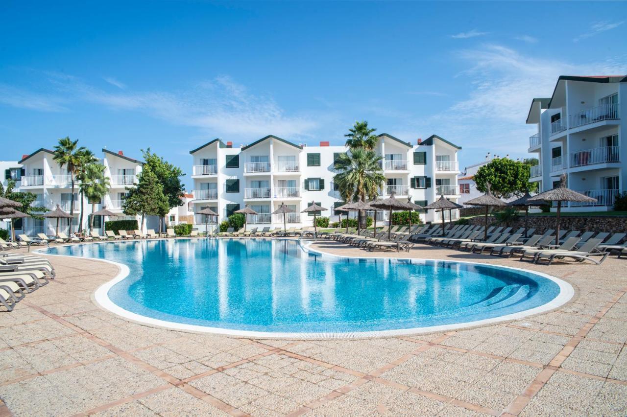 Pierre & Vacances Menorca Cala Blanes 칼라엔블레인즈 외부 사진