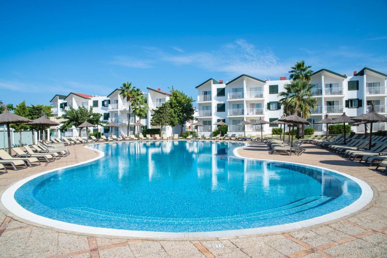 Pierre & Vacances Menorca Cala Blanes 칼라엔블레인즈 외부 사진