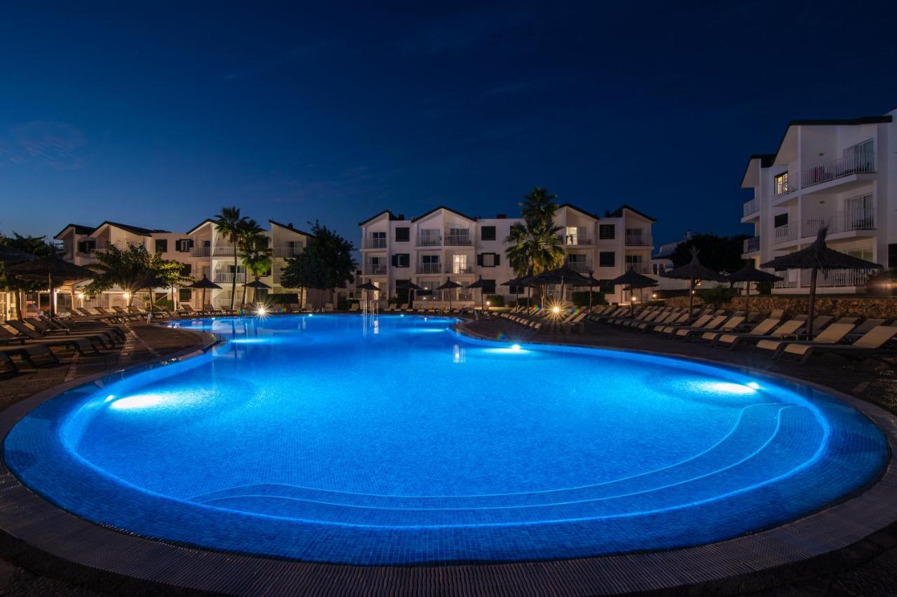 Pierre & Vacances Menorca Cala Blanes 칼라엔블레인즈 외부 사진