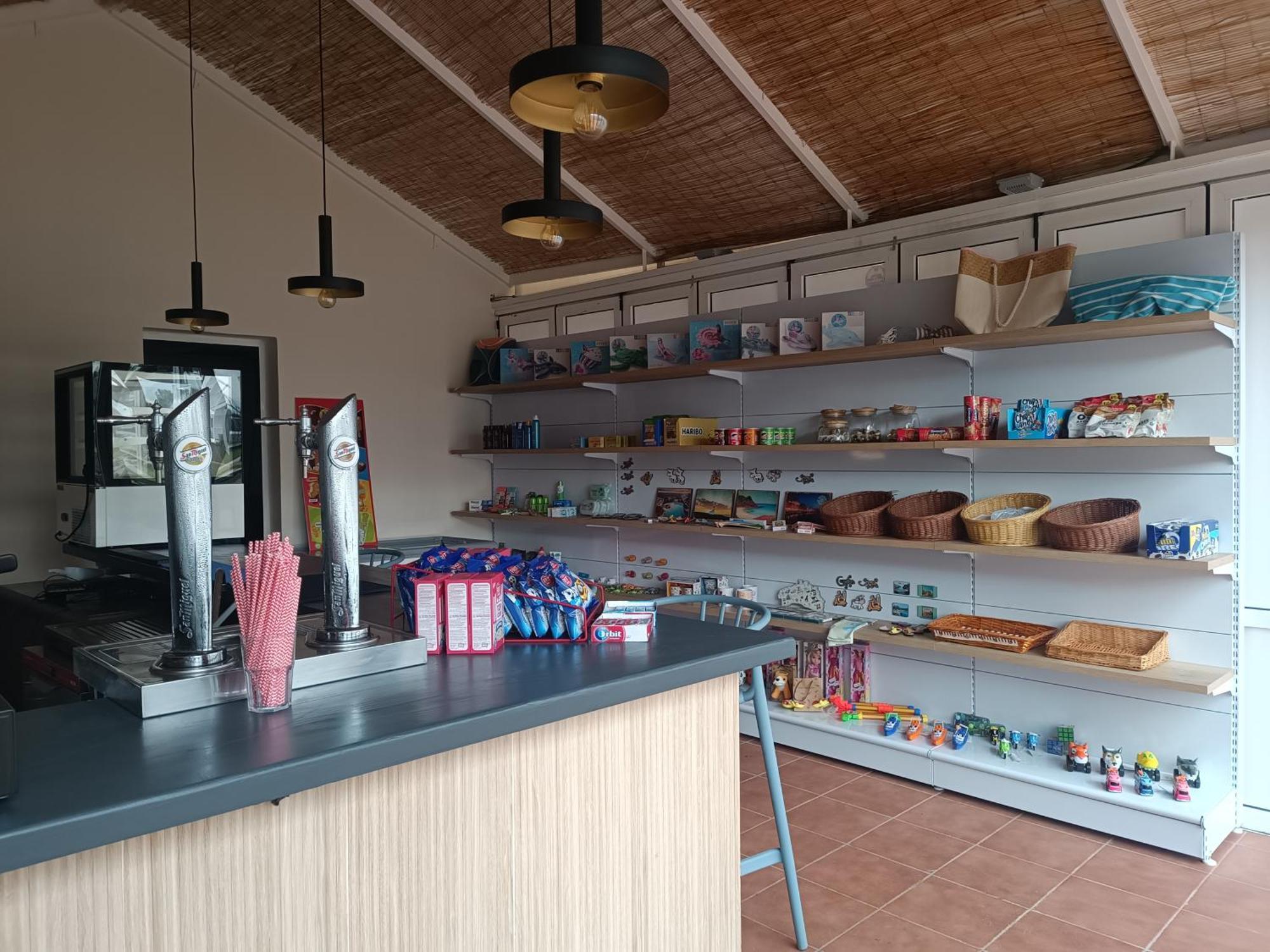 Pierre & Vacances Menorca Cala Blanes 칼라엔블레인즈 외부 사진